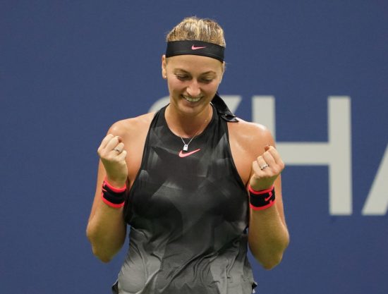 Petra Kvitova comemora vitória sobre Garbiñe Muguruza (Don Emmert - 4.set.2017/AFP)